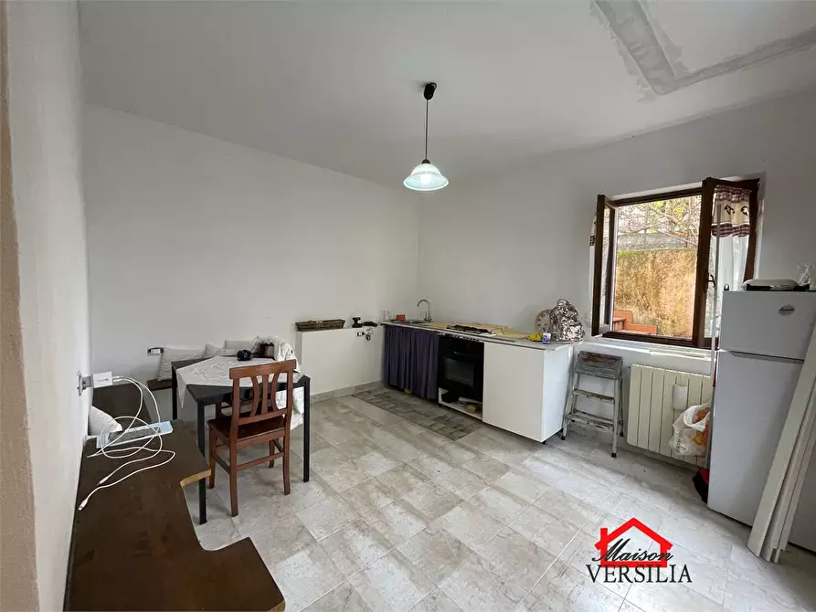 Immagine 4 di Appartamento in vendita  a Massa