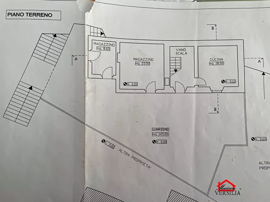 Immagine 1 di Appartamento in vendita  a Carrara