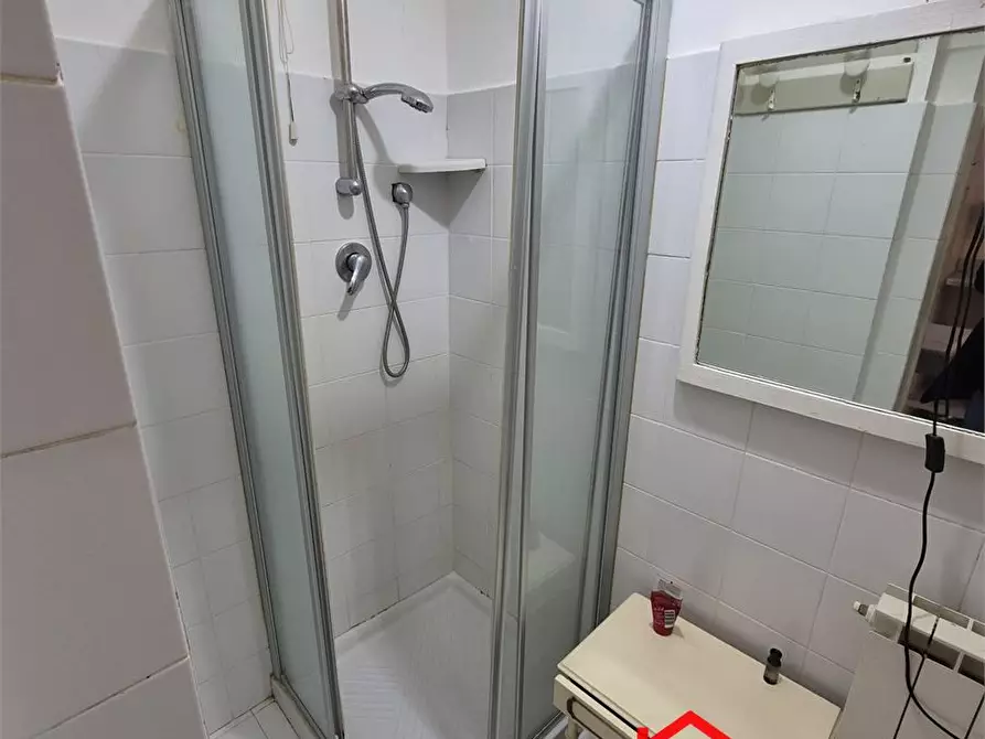 Immagine 4 di Appartamento in vendita  27 a Massa