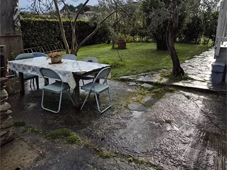 Immagine 5 di Appartamento in vendita  27 a Massa