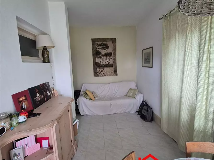 Immagine 8 di Appartamento in vendita  27 a Massa