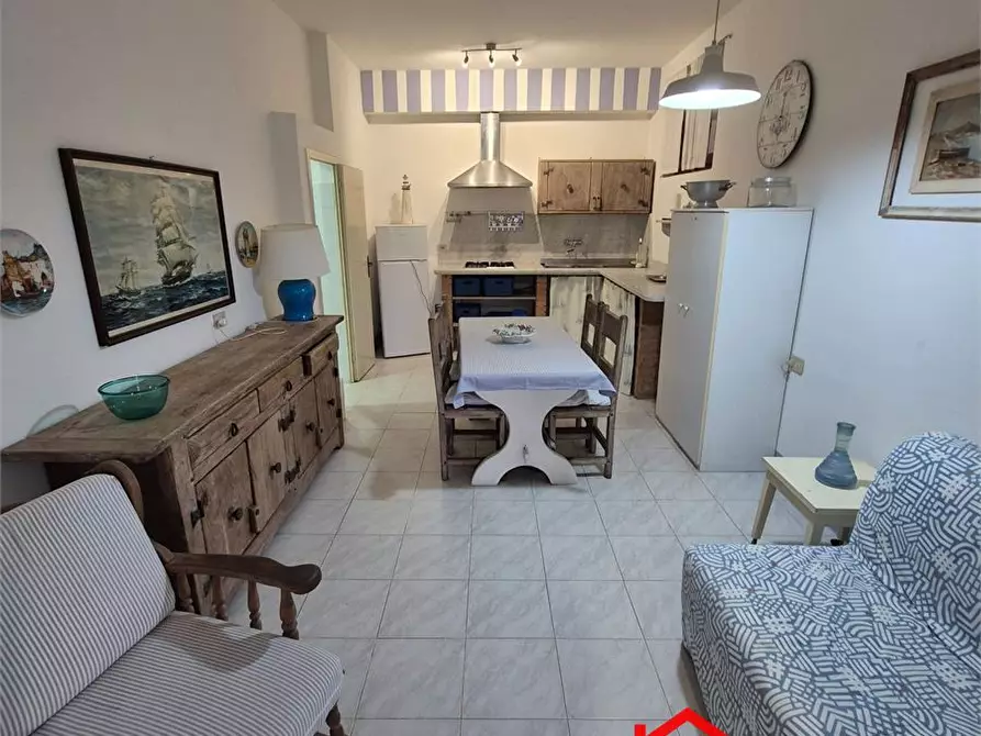 Immagine 1 di Appartamento in vendita  27 a Massa