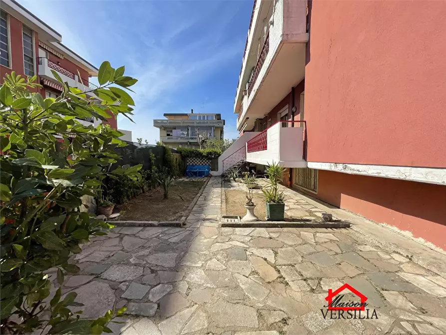 Immagine 3 di Appartamento in vendita  a Carrara