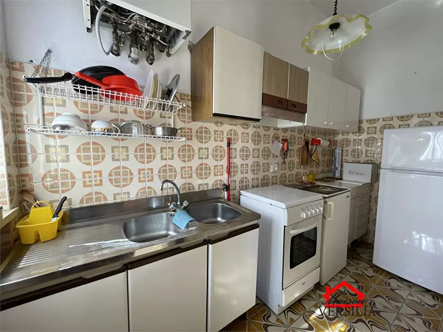 Immagine 10 di Appartamento in vendita  a Carrara