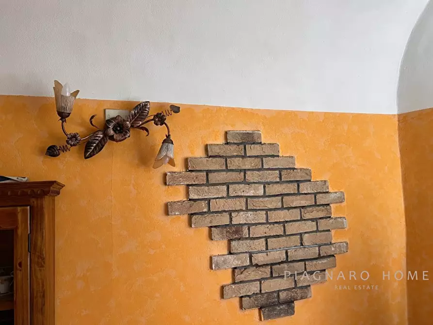 Immagine 9 di Appartamento in vendita  16 a Filattiera