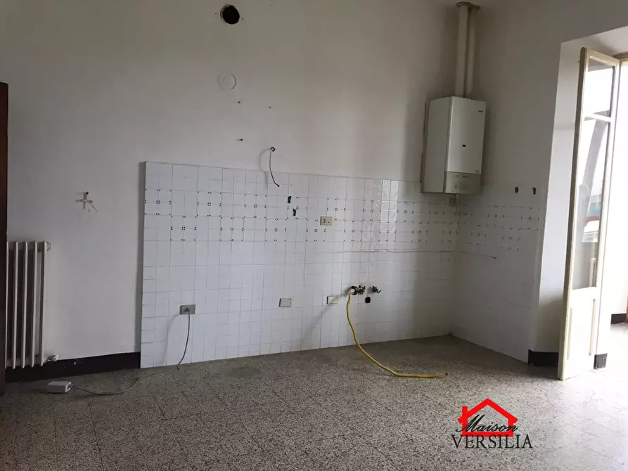 Immagine 5 di Appartamento in vendita  a Pontremoli