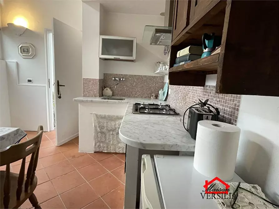 Immagine 1 di Appartamento in vendita  a Massa