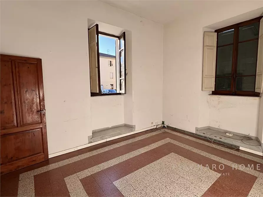 Immagine 10 di Appartamento in vendita  20 a Pontremoli