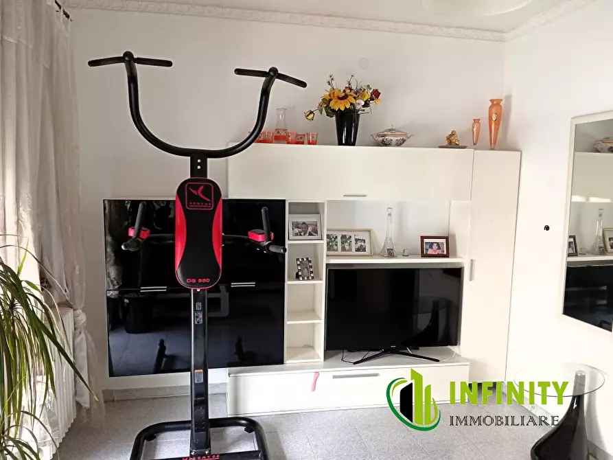 Immagine 9 di Appartamento in vendita  54 a Matera