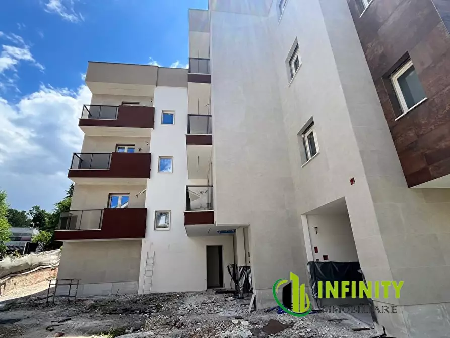 Immagine 4 di Appartamento in vendita  26 a Matera