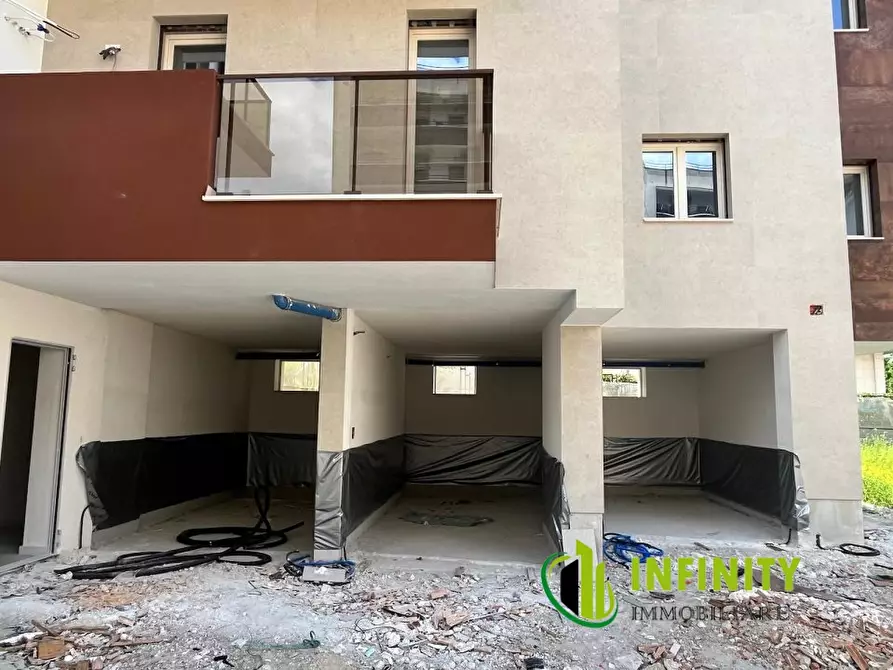 Immagine 7 di Appartamento in vendita  26 a Matera