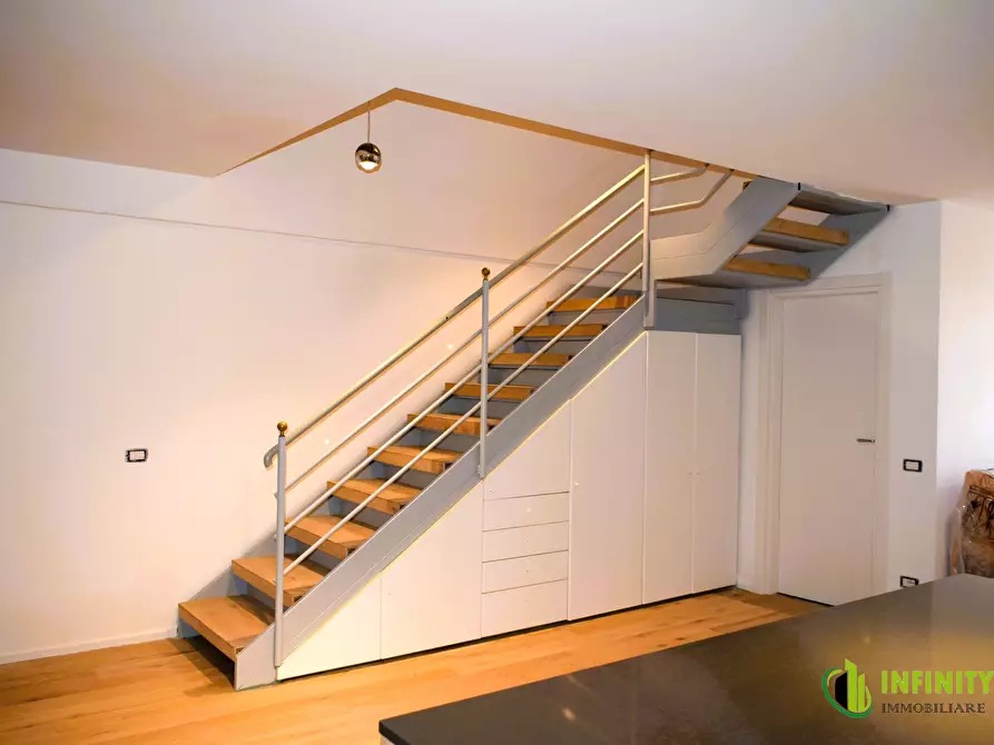 Immagine 5 di Appartamento in vendita  34 a Matera