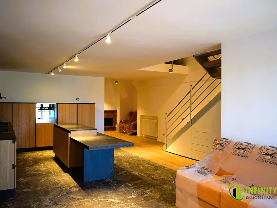 Immagine 2 di Appartamento in vendita  34 a Matera