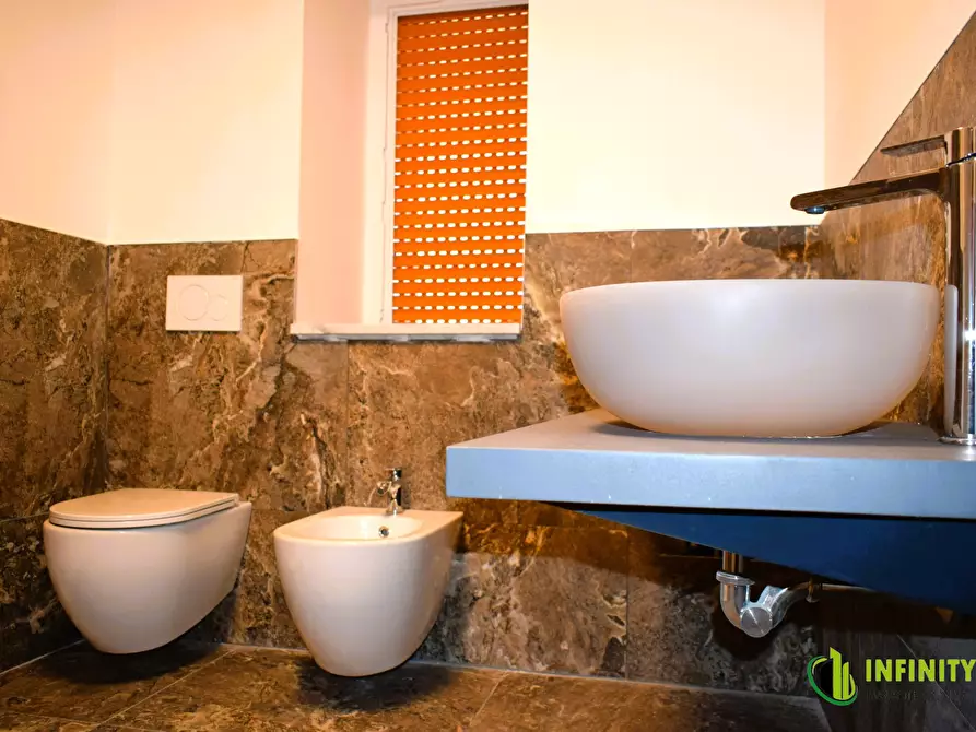 Immagine 6 di Appartamento in vendita  34 a Matera