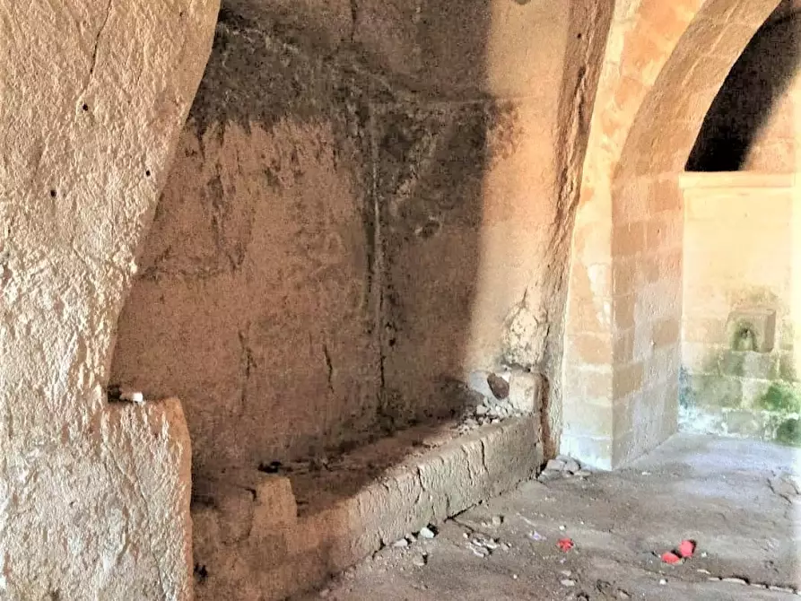 Immagine 5 di Appartamento in vendita  8 a Matera