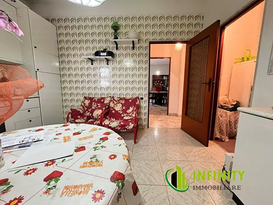 Immagine 10 di Appartamento in vendita  5 a Matera