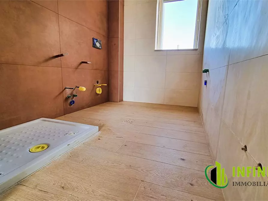 Immagine 10 di Appartamento in vendita  a Matera