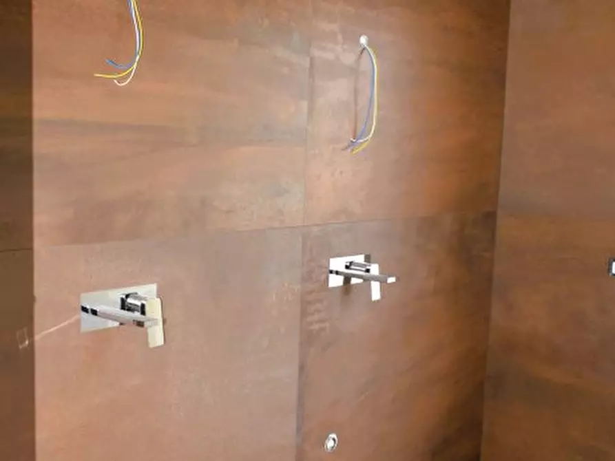 Immagine 8 di Appartamento in vendita  137 a Matera