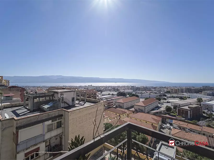 Immagine 2 di Appartamento in vendita  a Messina