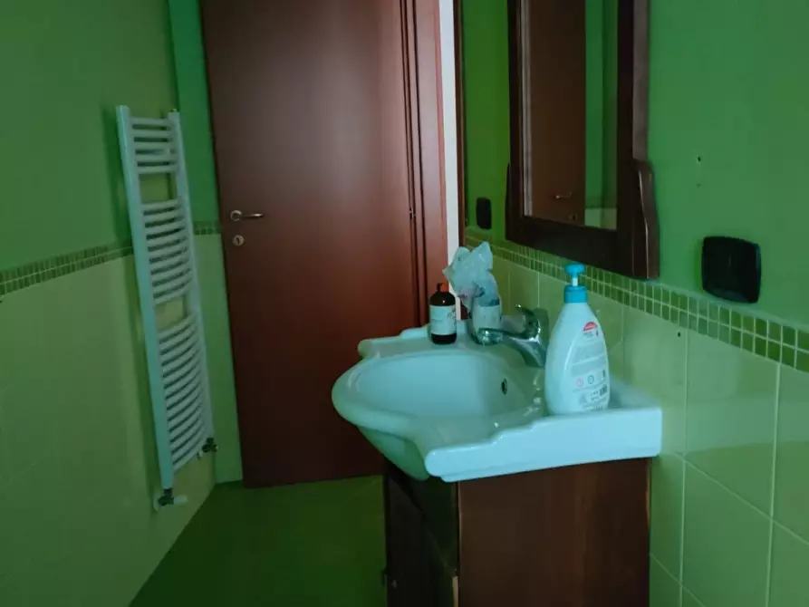 Immagine 10 di Appartamento in vendita  a Messina