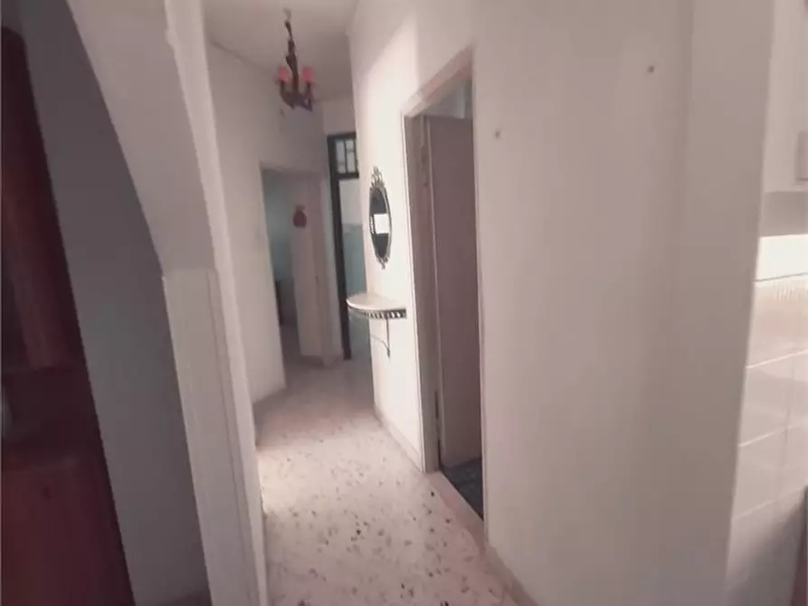Immagine 10 di Appartamento in vendita  12 a Messina
