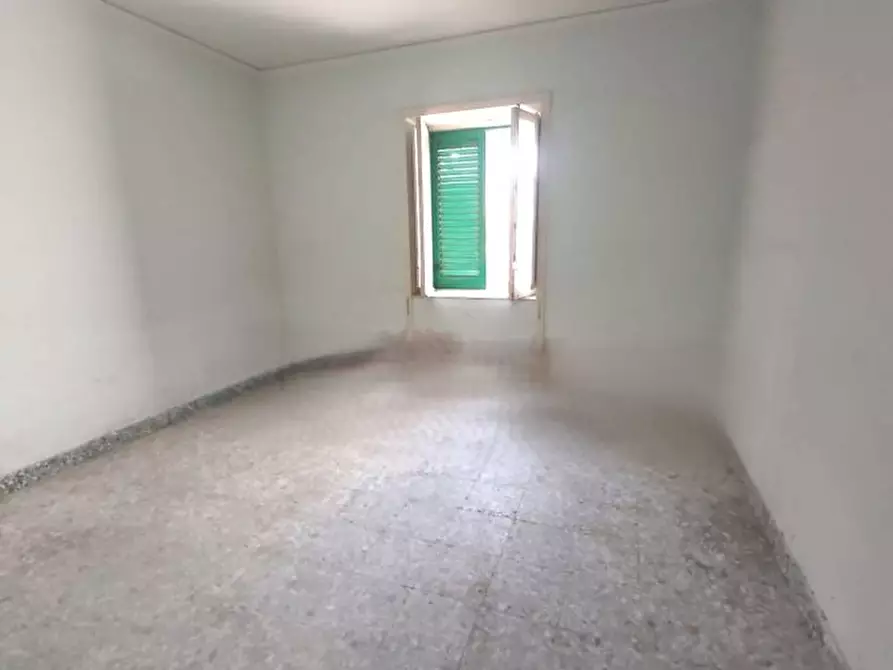 Immagine 4 di Appartamento in vendita  a Messina