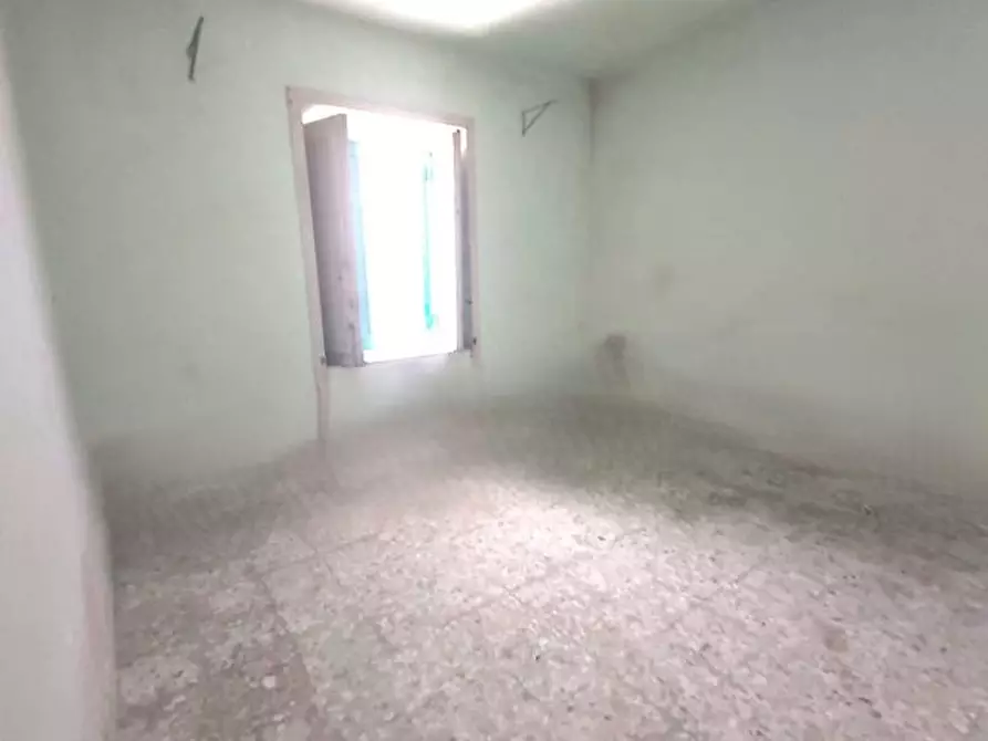 Immagine 5 di Appartamento in vendita  a Messina