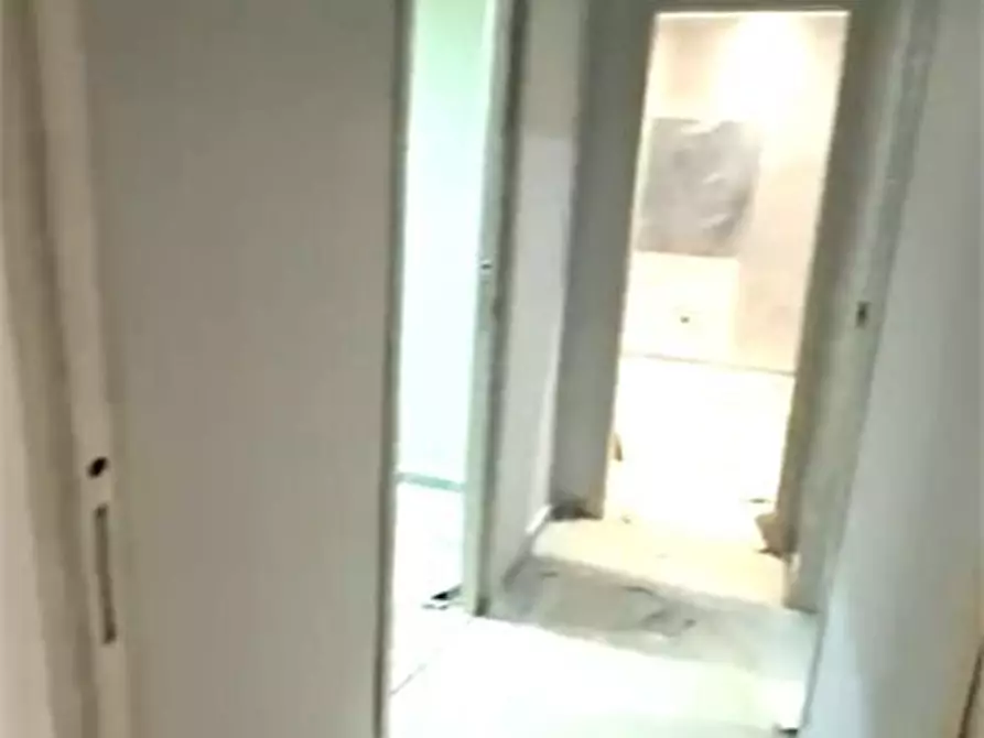 Immagine 5 di Appartamento in vendita  a Messina