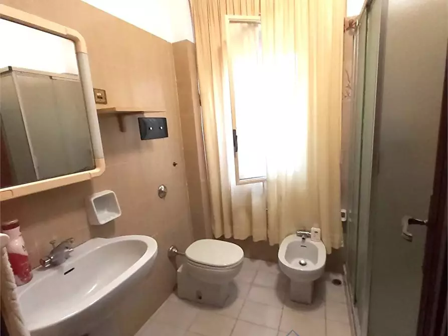 Immagine 5 di Appartamento in vendita  a Messina