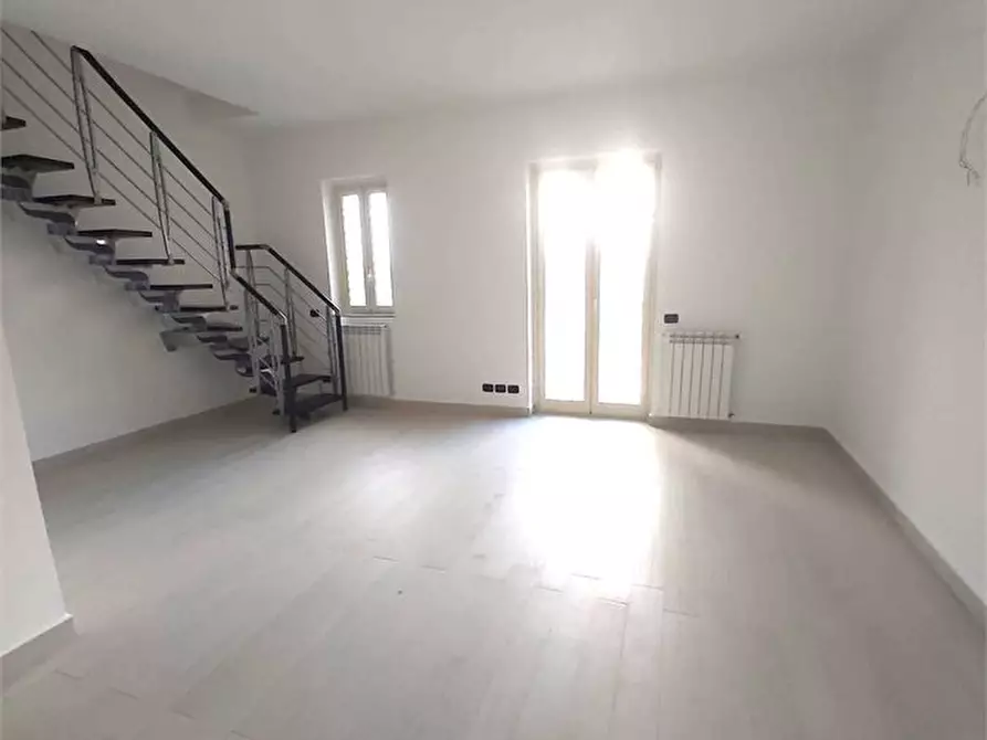 Immagine 7 di Appartamento in vendita  a Messina