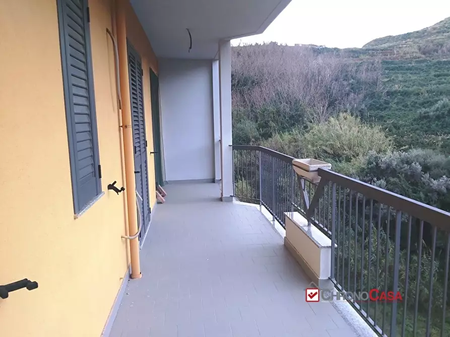 Immagine 5 di Appartamento in vendita  a Messina