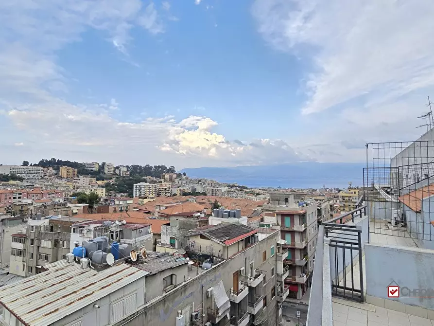 Immagine 3 di Appartamento in vendita  a Messina