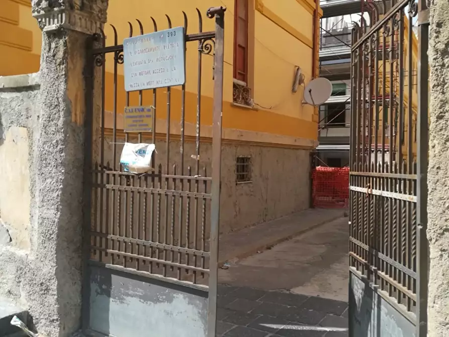 Immagine 1 di Appartamento in vendita  a Messina