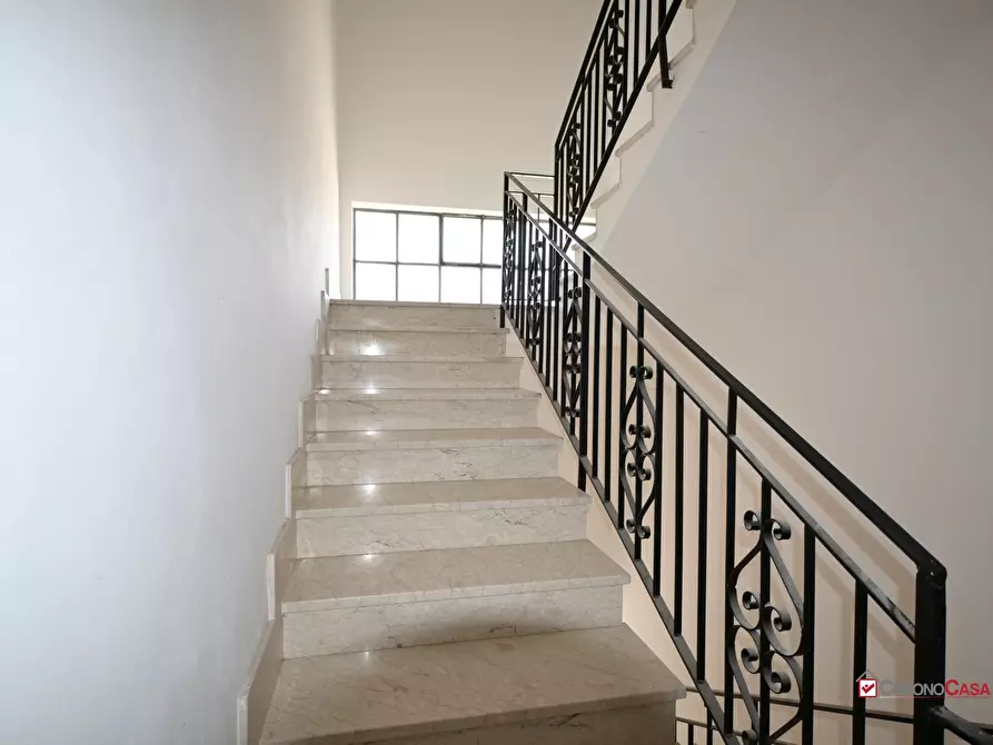 Immagine 10 di Appartamento in vendita  a Messina