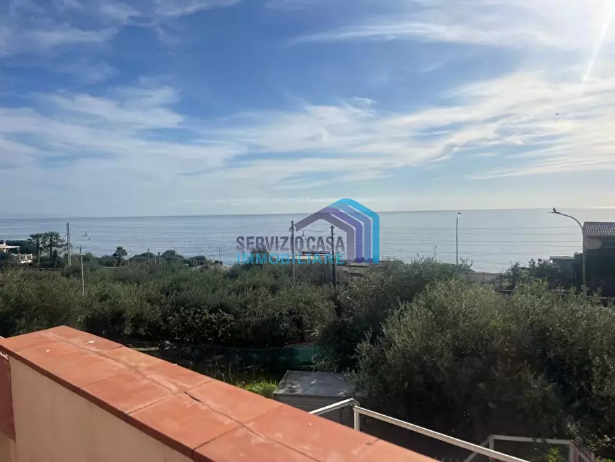 Immagine 10 di Appartamento in vendita  a Letojanni