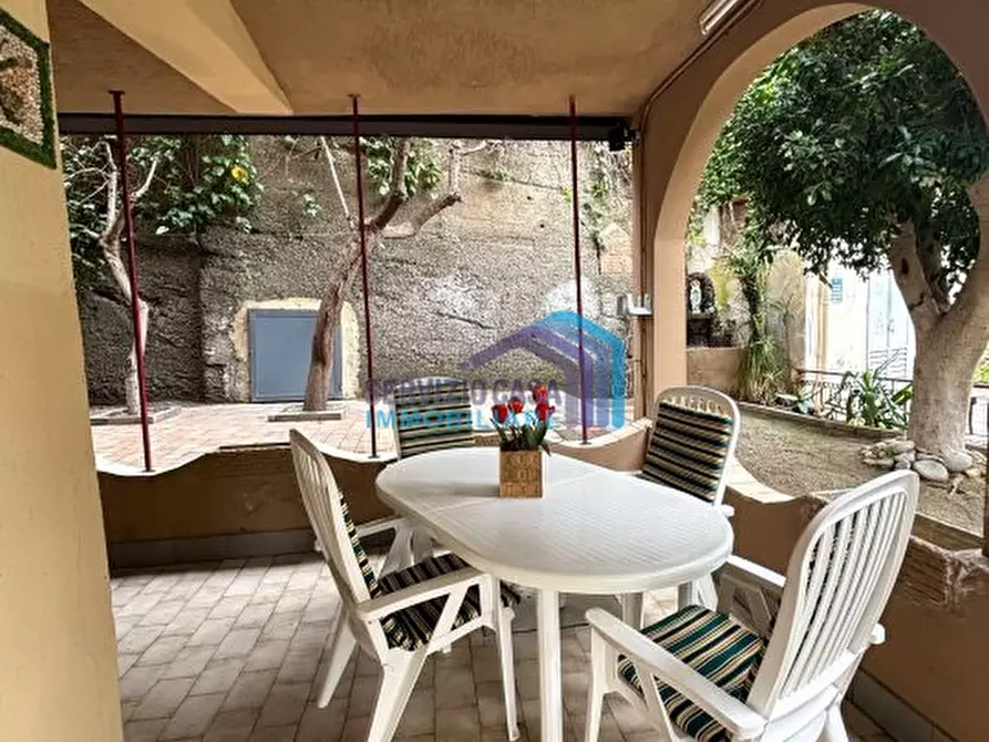 Immagine 4 di Appartamento in vendita  a Letojanni