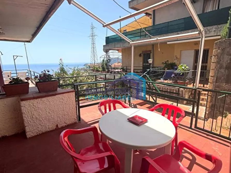 Immagine 2 di Appartamento in vendita  a Letojanni