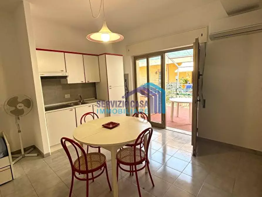 Immagine 10 di Appartamento in vendita  a Letojanni