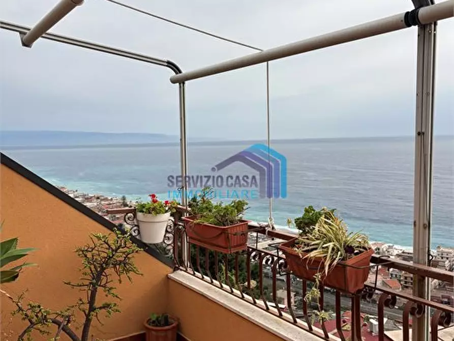 Immagine 8 di Appartamento in vendita  a Letojanni