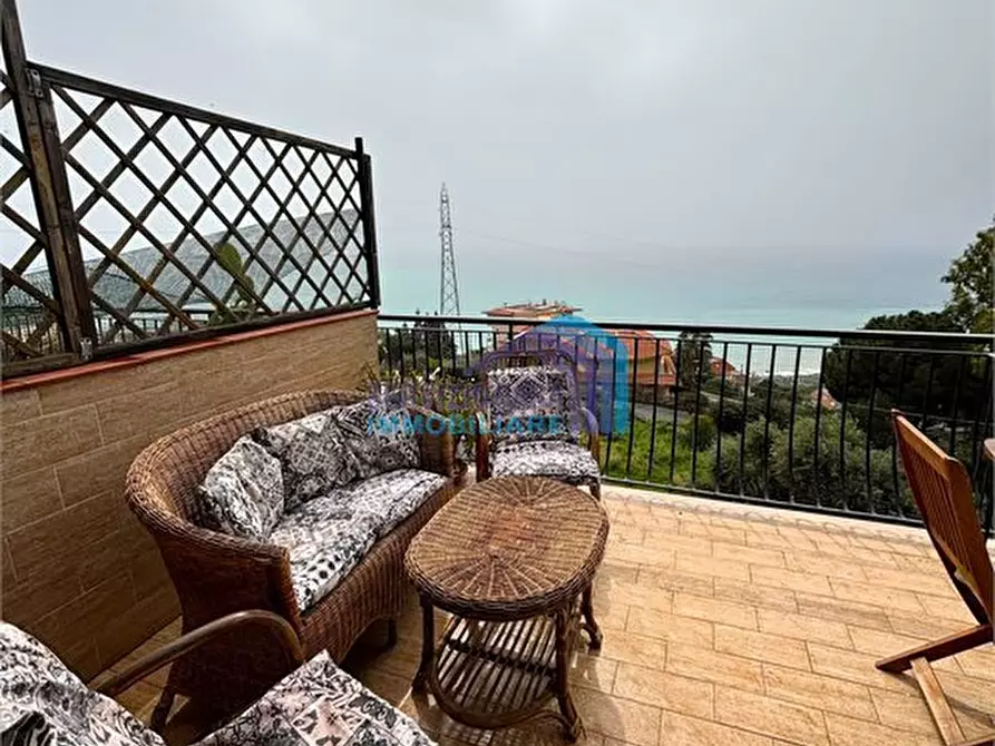 Immagine 3 di Appartamento in vendita  a Letojanni