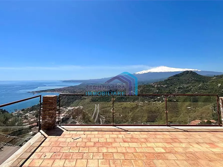 Immagine 4 di Appartamento in vendita  a Taormina