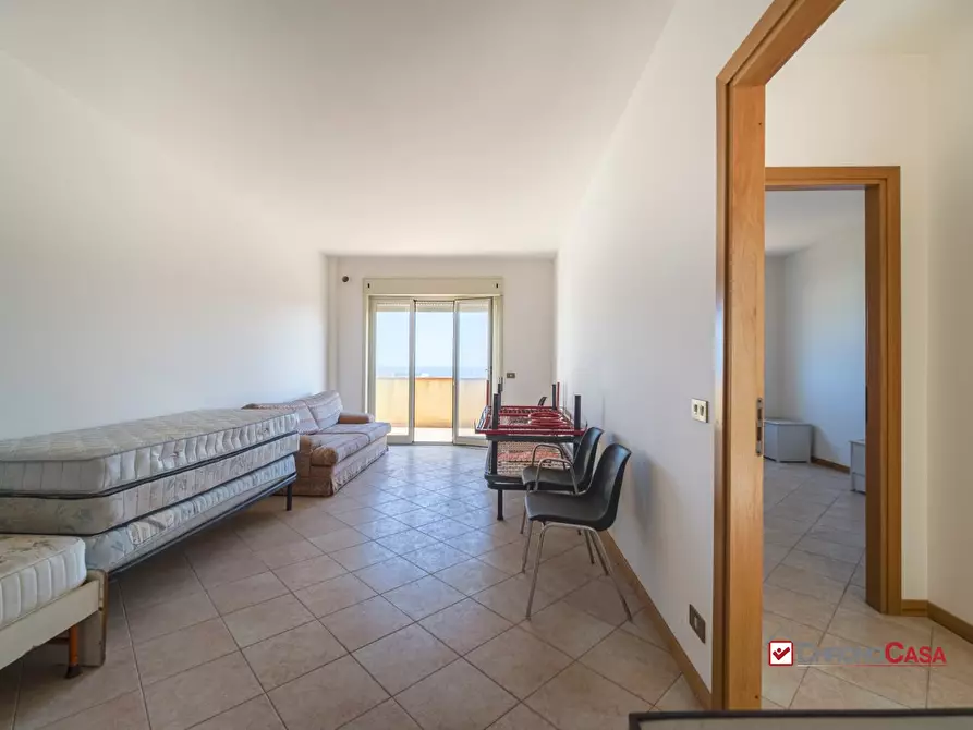 Immagine 9 di Appartamento in vendita  a Messina
