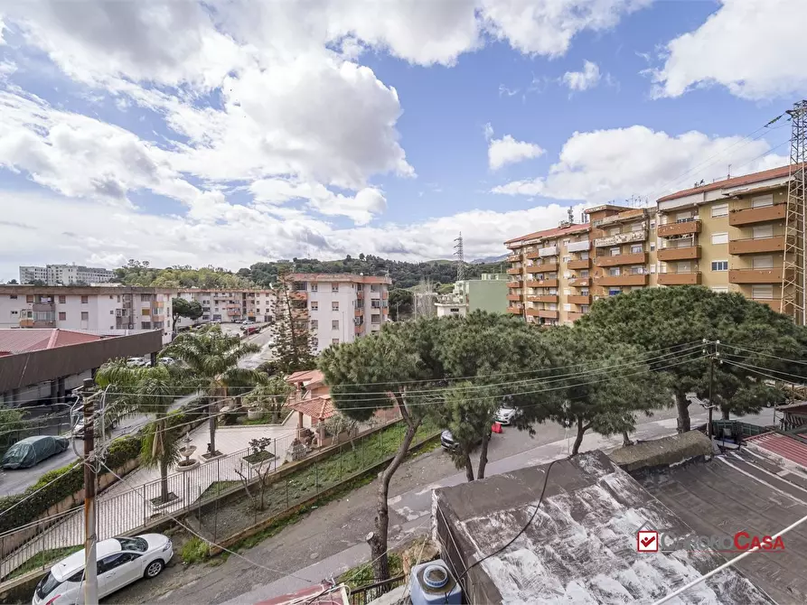 Immagine 5 di Appartamento in vendita  a Messina