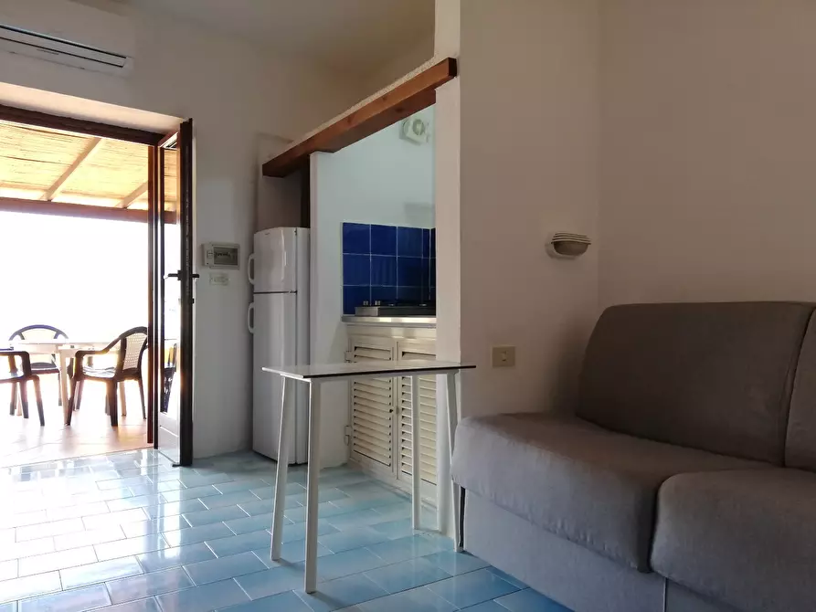 Immagine 1 di Appartamento in vendita  a Lipari