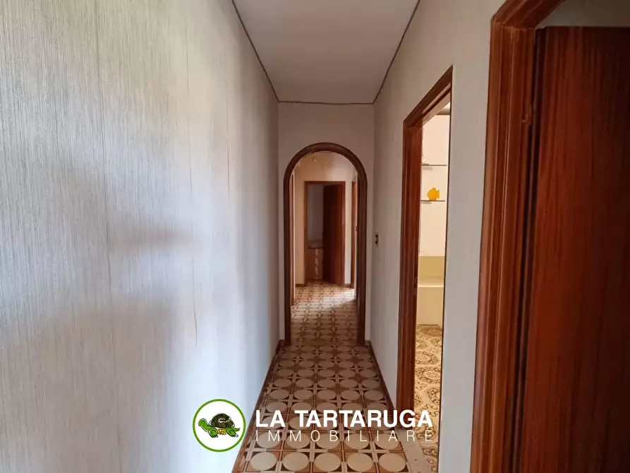 Immagine 10 di Appartamento in vendita  a Taormina