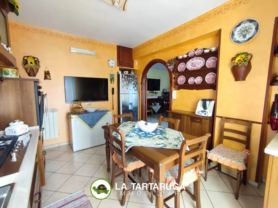 Immagine 7 di Appartamento in vendita  a Roccalumera