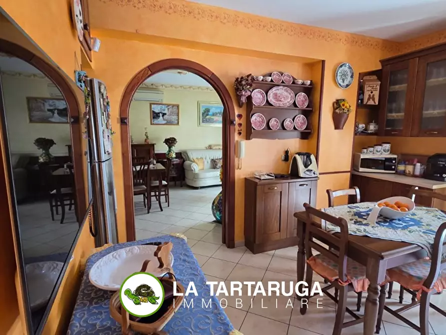 Immagine 5 di Appartamento in vendita  a Roccalumera