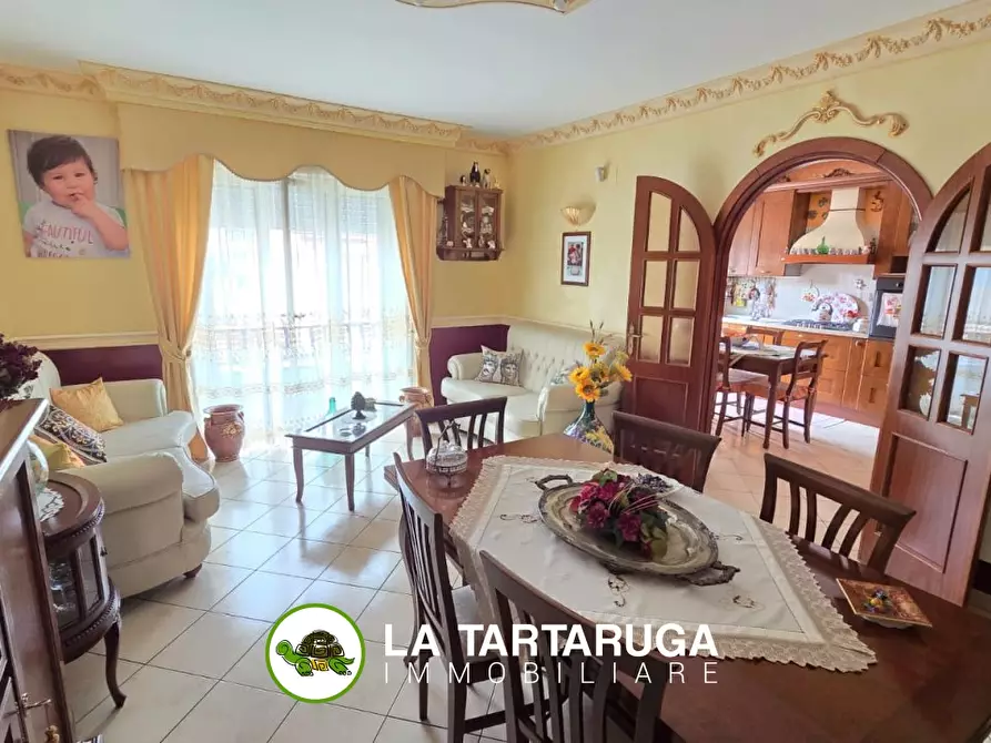 Immagine 1 di Appartamento in vendita  a Roccalumera