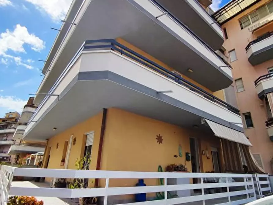 Immagine 1 di Appartamento in vendita  a Furci Siculo