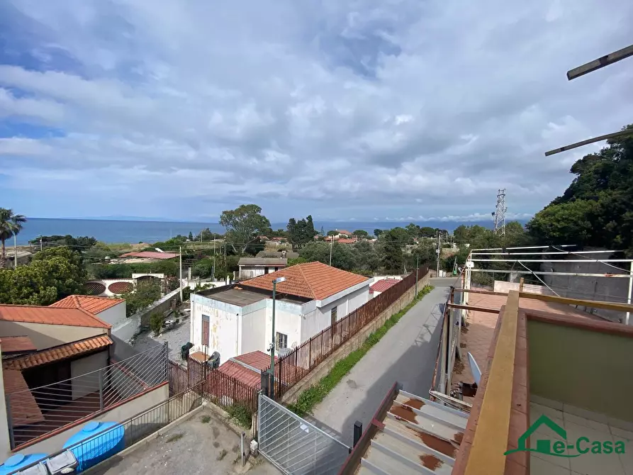 Immagine 2 di Appartamento in vendita  a Messina